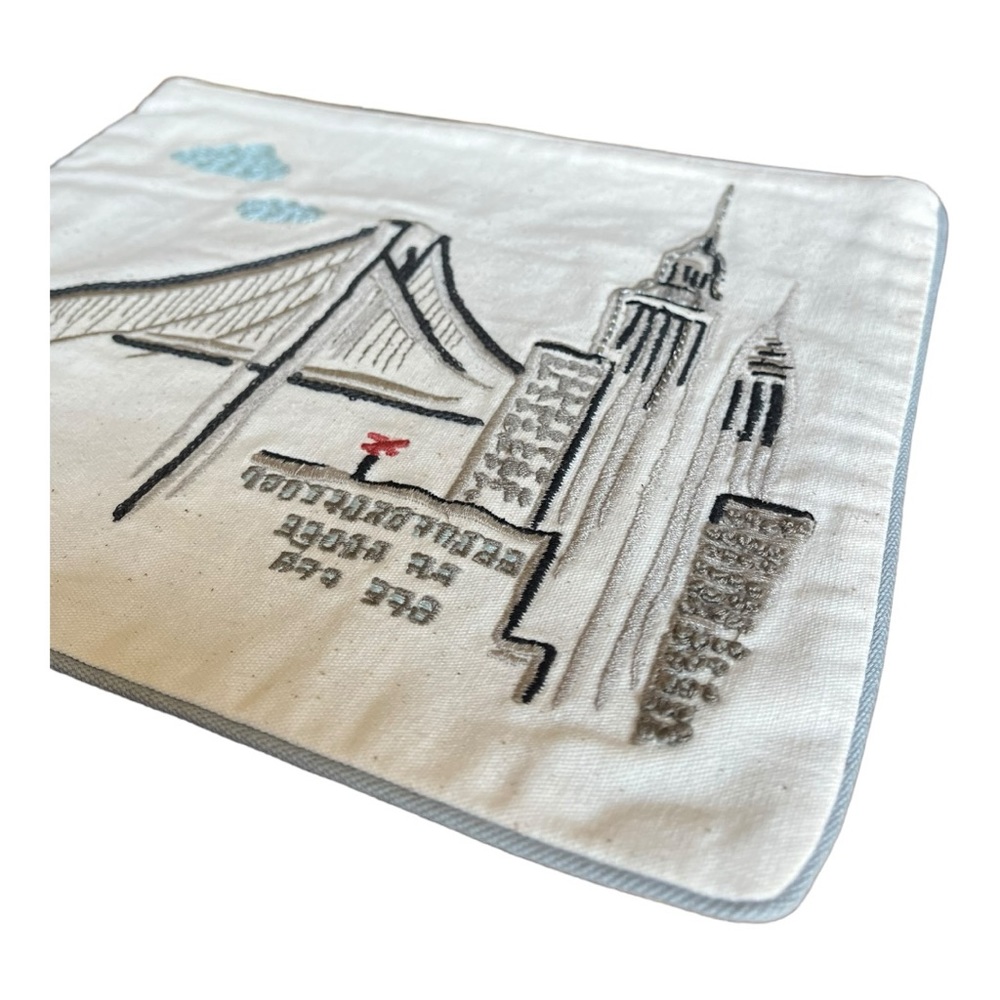 Pottery Barn New York City Embroidered Zip Travel Pouches - Picture 6 of 14